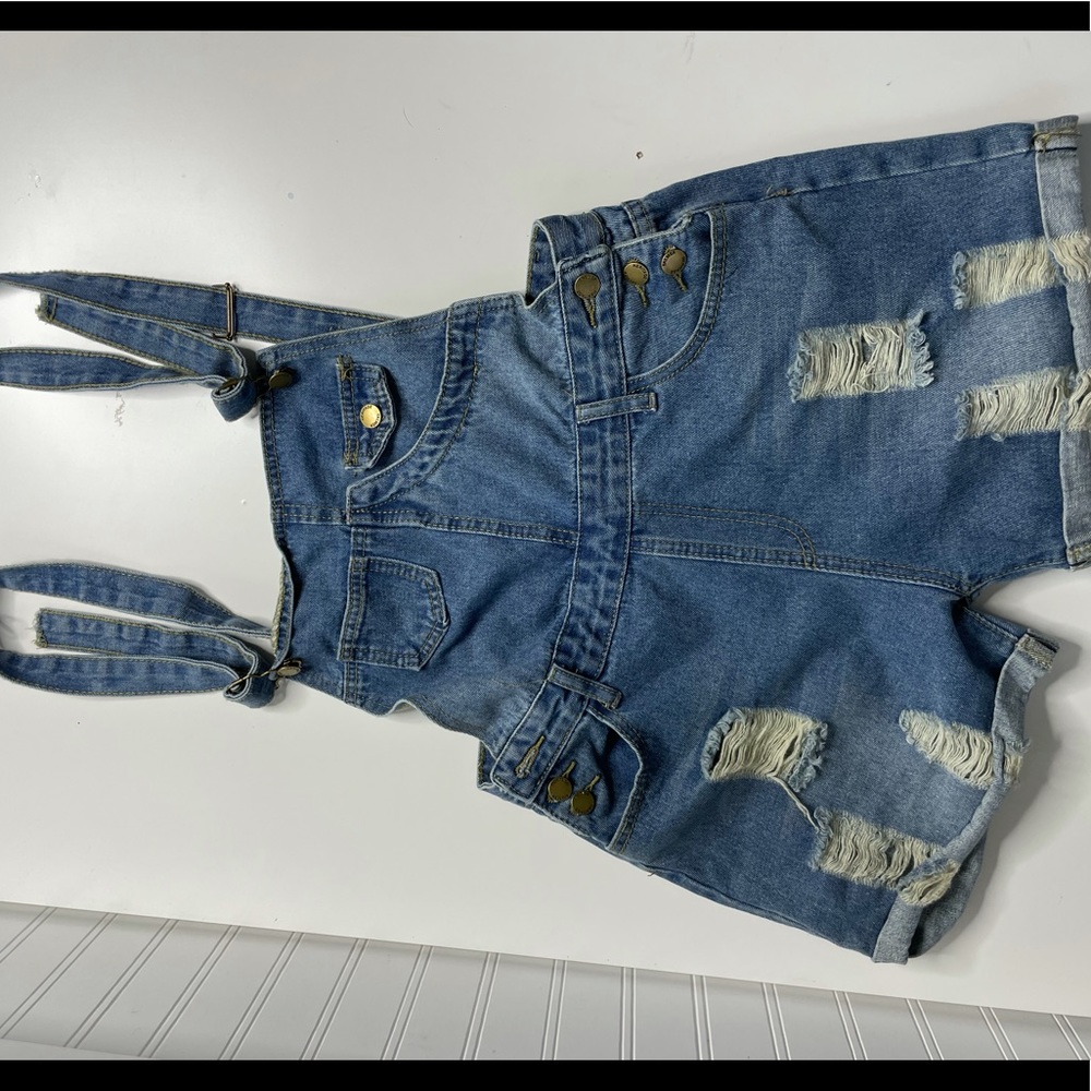 Jean overalls, size large, great condition never worn